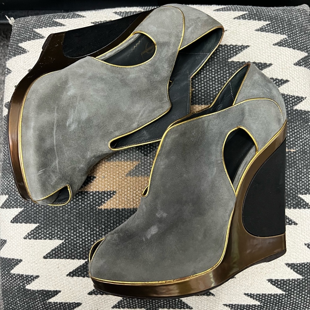 Yves Saint Laurent Gray and Gold Peep-Toe Wedge Heels Suede and Leather - Picture 2 of 5